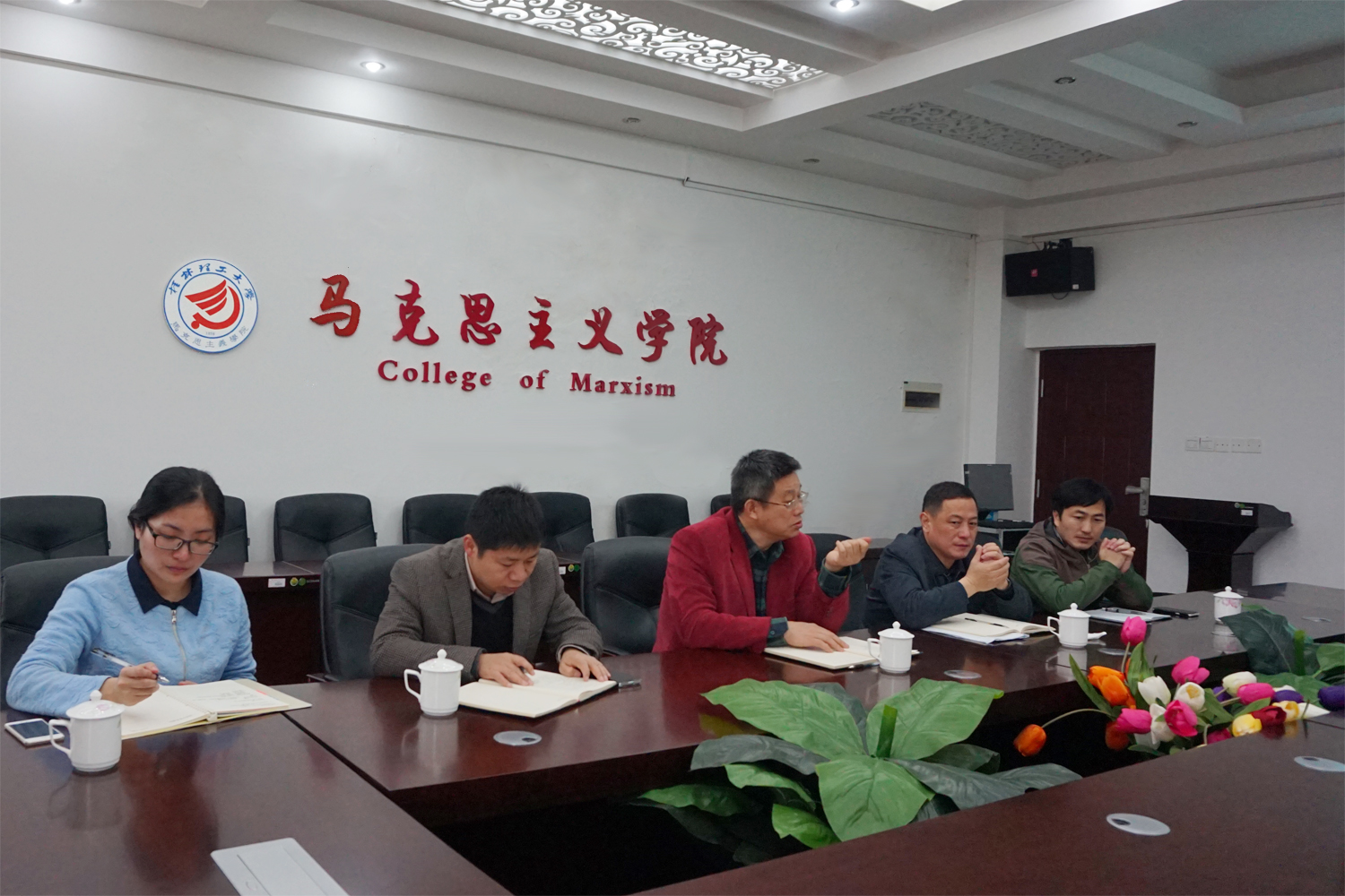 张学洪书记到36365线路检测中心no1检查指导工作